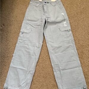 American Eagle Outfitters Women's Light Gray Cargo Jeans